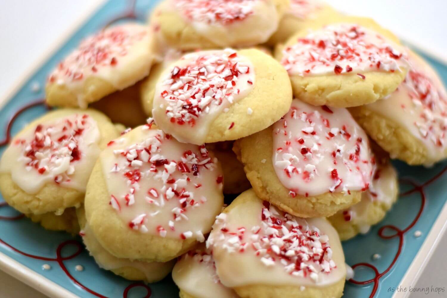 Buy custom made nontoxic soy-coco wax melts in 4 Packs. Custom, made to order, in Ohio.