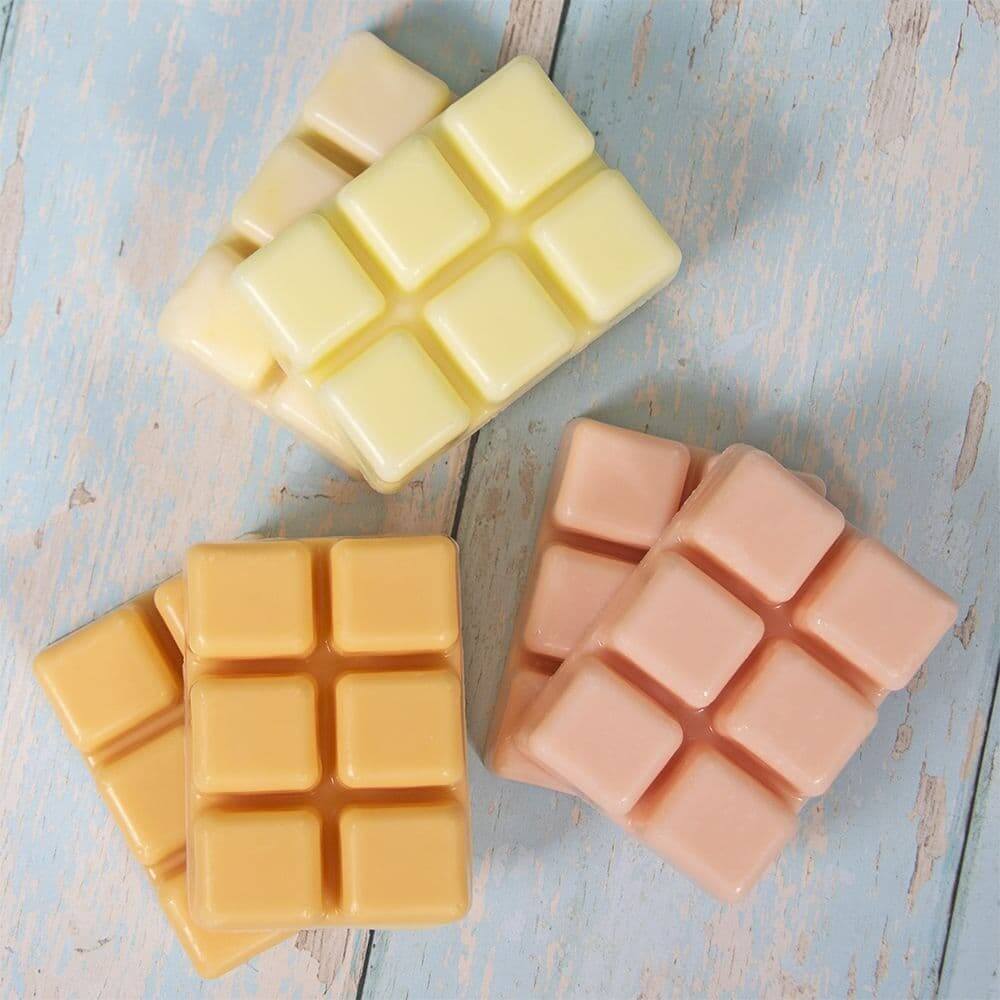 Buy custom made nontoxic soy-coco wax melts in 4 Packs. Custom, made to order, in Ohio.