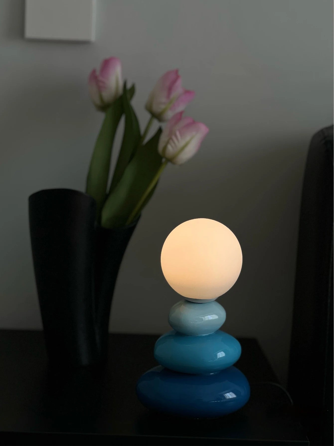 Modern Ceramic LED Table Lamp – Minimalist Bedroom & Home Décor Light