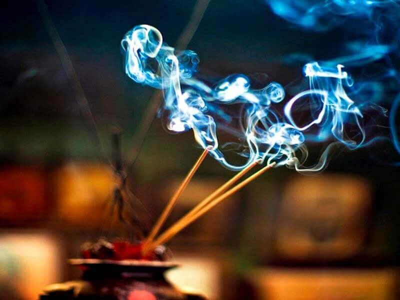 Buy handmade incense sticks online. Made to Order, choose from over 15 scents.