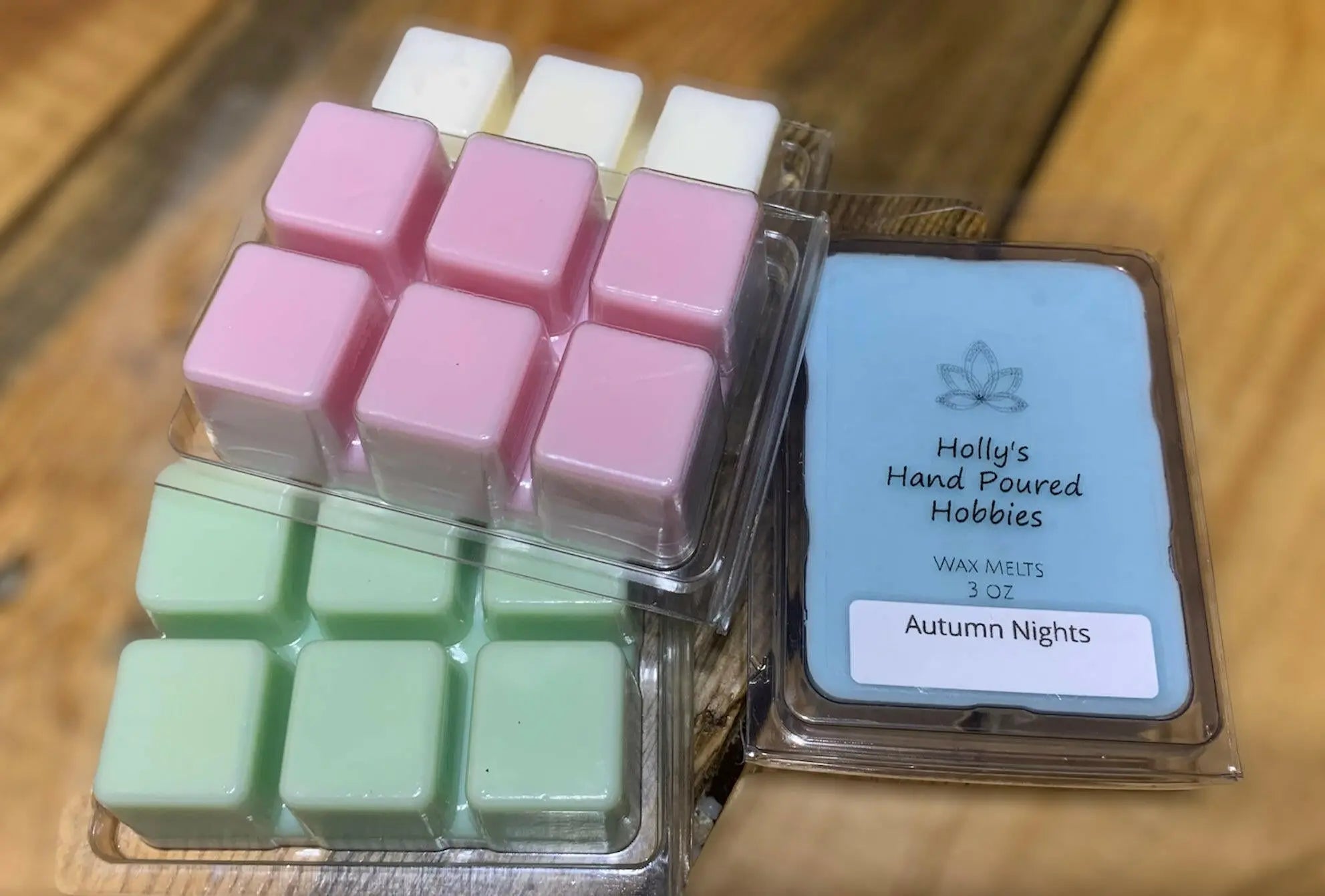 Buy Hand Poured Nontoxic Scented Soy Wax Melts online. Handmade in Ohio.